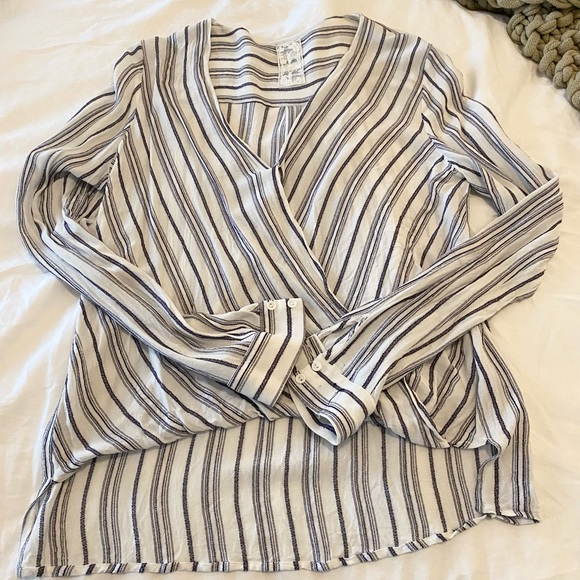 Sadie & Sage Tops | blue and white striped blouse - Picture 3 of 6
